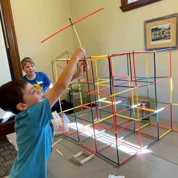 Friendship Club - Kids building a creation